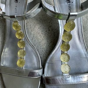 Dress sandals-silver and gold